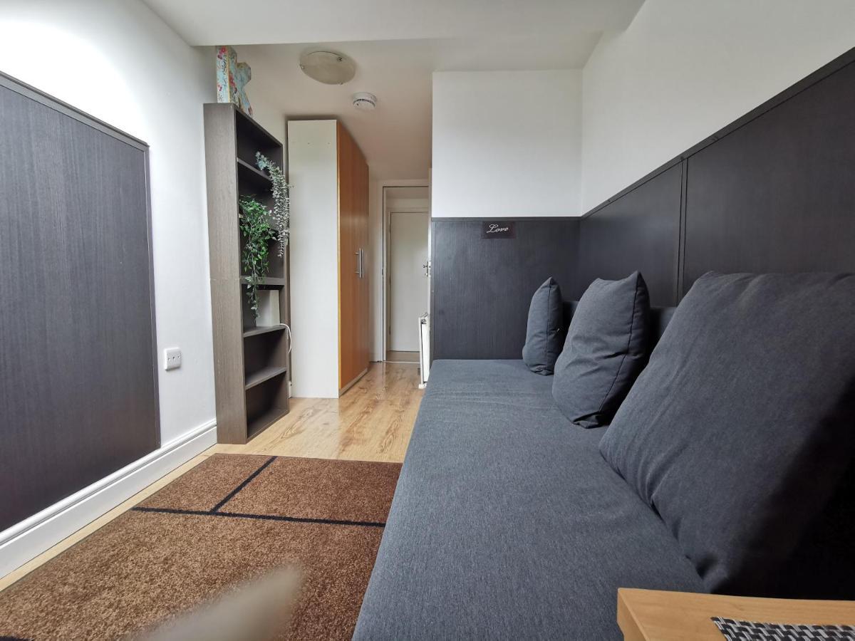 Palaz 4 - 1 Bedroom Flat Edmonton Dış mekan fotoğraf